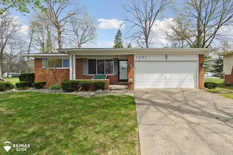 1291 Trotwood, Flint, MI 48507