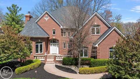 12277 Forest Glen, Shelby, MI 48315