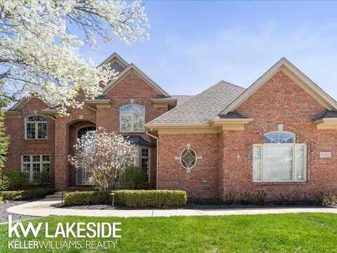 1122 Silver Creek, Rochester Hills, MI 48306