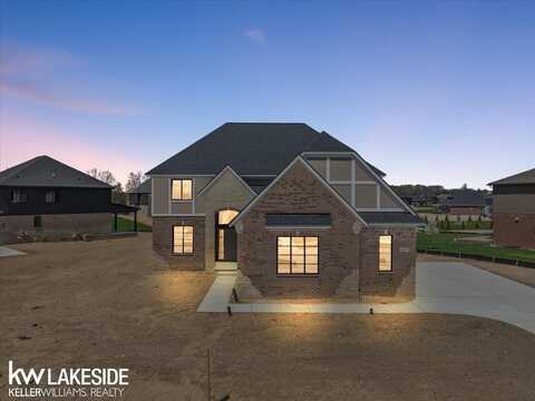692 Westlake, Oxford, MI 48371
