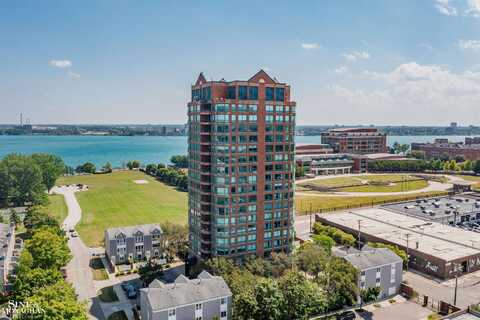 3320 Spinnaker, Detroit, MI 48207