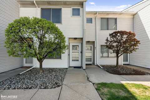 49 Rosebud, Mount Clemens, MI 48043
