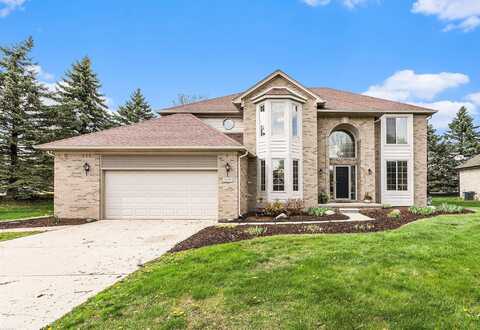 34291 W Hill Dr, Chesterfield Twp, MI 48047