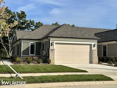 5860 E Windword, Brighton Twp, MI 48116