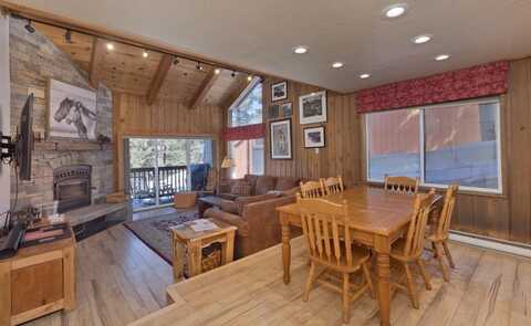 273 Rainbow Ln #47, Mammoth Lakes, CA 93546
