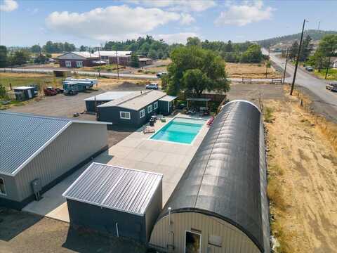 3990 NW Canal Boulevard, Redmond, OR 97756
