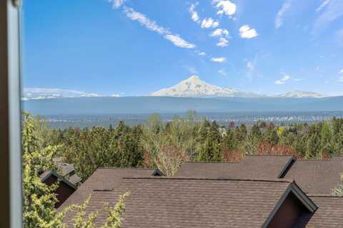 10870 Village Loop, Redmond, OR 97756