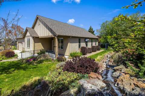 2458 SW Forked Horn Butte Road, Redmond, OR 97756