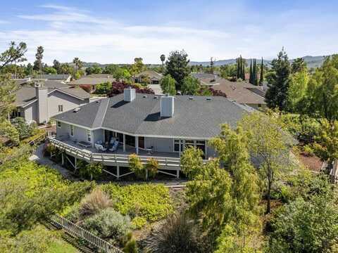 105 Louise CIR, HOLLISTER, CA 95023