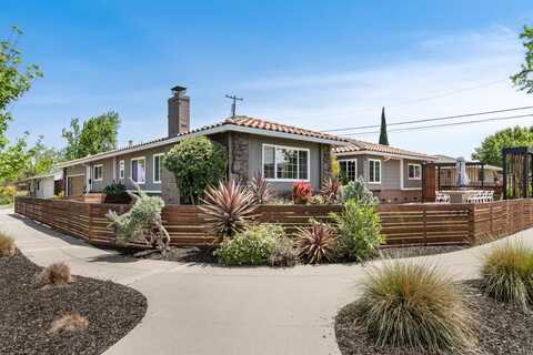 3302 Como LN, SAN JOSE, CA 95118