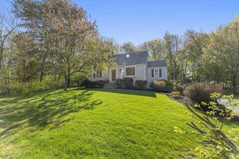 65 Meadow Brook Rd, Marlborough, MA 01752