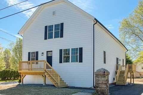 566 Freelove St, Fall River, MA 02720