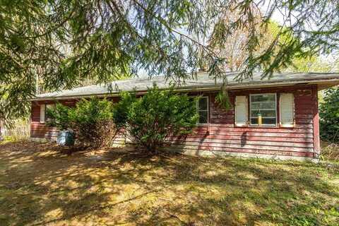 14 Deer Pond, Leicester, MA 01524