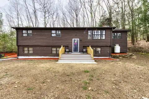 13 Stevens Park Road, Charlton, MA 01507