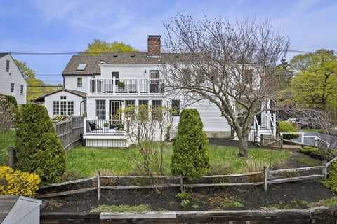 8 High Rd, Newbury, MA 01951
