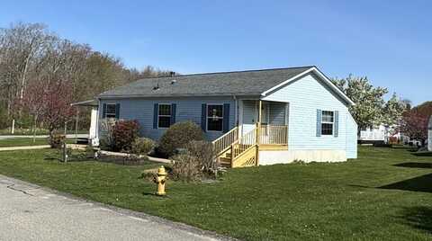 11 Cardinal Ct, Tiverton, RI 02878