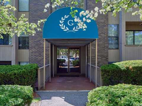42 Shrewsbury Green Drive, Shrewsbury, MA 01545