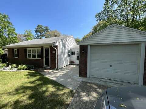 224 Old Main Street, Lakeville, MA 02347