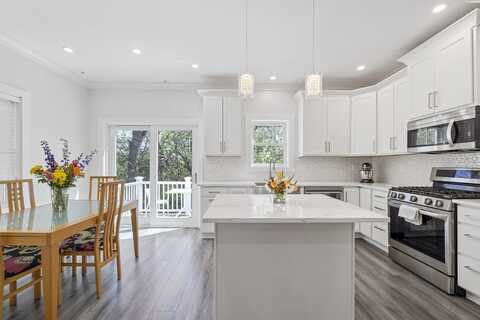 25 Normandy Terrace, Cambridge, MA 02138