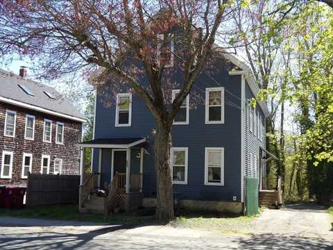 65 Oak St, Middleboro, MA 02346