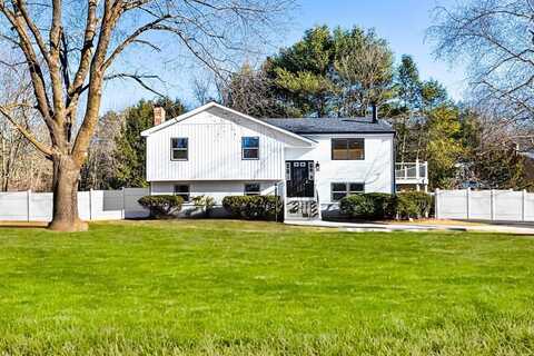 11 Adams St, Foxboro, MA 02035