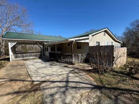 123 Helen Circle, Milledgeville, GA 31061
