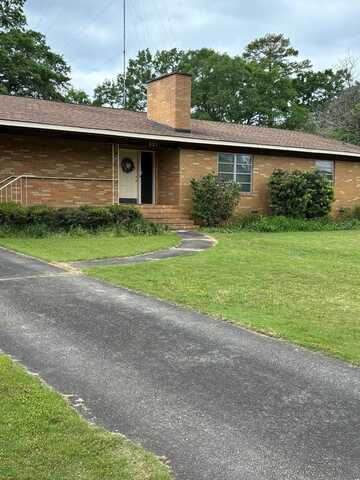 321 Glenhaven Dr, Milledgeville, GA 31061