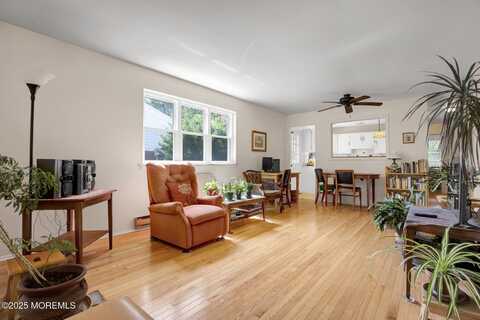 26 Valley Forge Drive, Whiting, NJ 08759