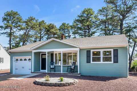 33 Brookfield Court, Toms River, NJ 08757