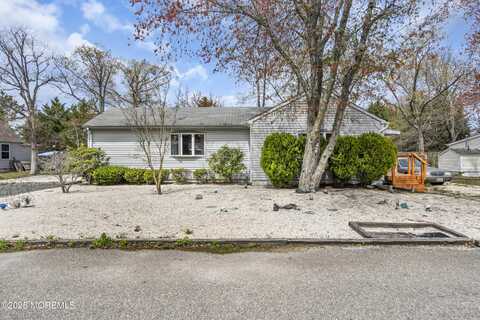 3 Oak Street, Waretown, NJ 08758