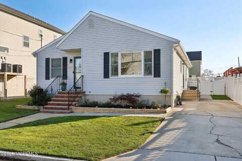 802 Center Street, Union Beach, NJ 07735