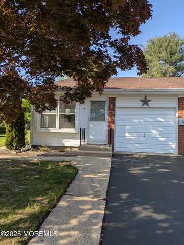 4 Bunker Hill Drive, Whiting, NJ 08759