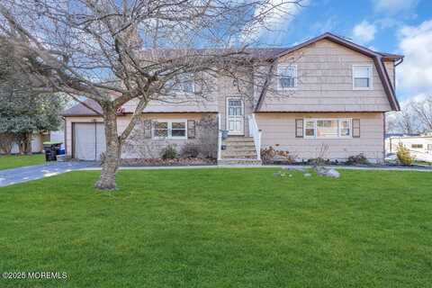 8 Michelle Avenue, Old Bridge, NJ 08857