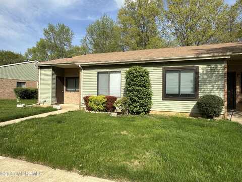 222 Medford Court, Manalapan, NJ 07726