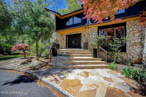 15 Evan Drive, Morganville, NJ 07751