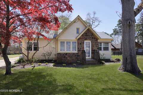 363 Arrowhead Drive, Brick, NJ 08724