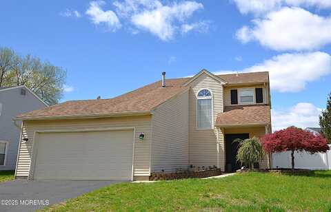 10 Cripple Creek Road, Howell, NJ 07731