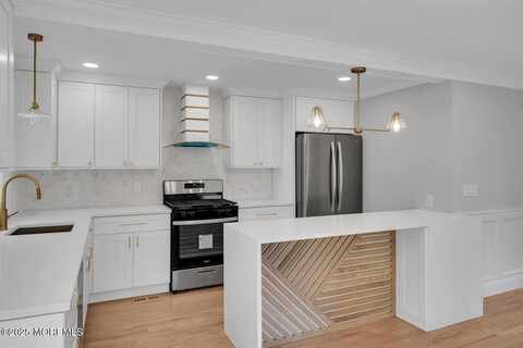 302 Spring Street, Red Bank, NJ 07701