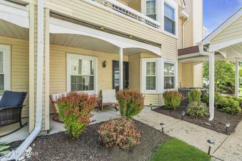124 Mill Run E, Hightstown, NJ 08520