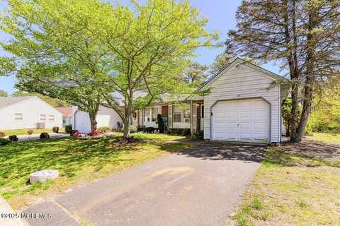 11b Greenwood Lane, Whiting, NJ 08759