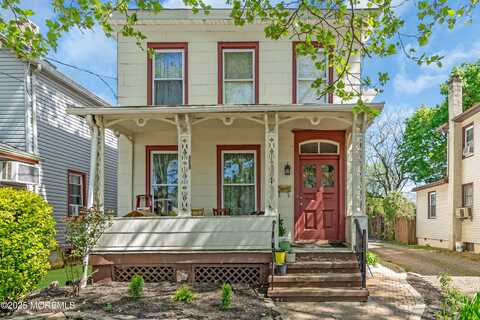 24 Monmouth Avenue, Freehold, NJ 07728