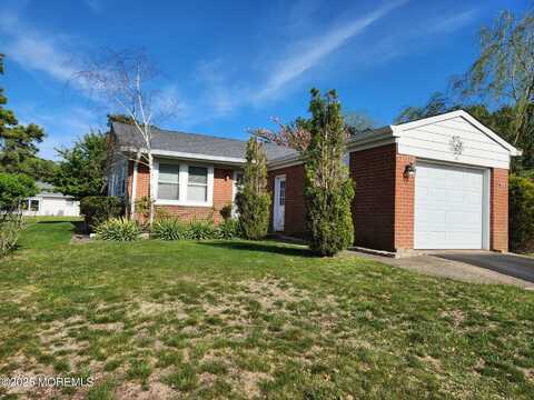 20 Hudson Parkway, Whiting, NJ 08759