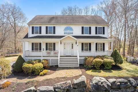 8 Killian Lane, Brewster, NY 10509