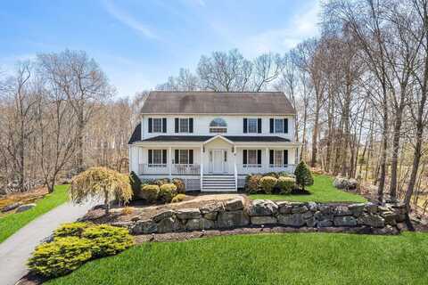 8 Killian Lane, Brewster, NY 10509