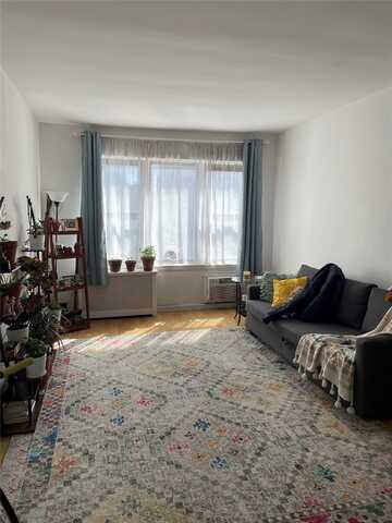 649 2nd Avenue, New York (Manhattan), NY 10016