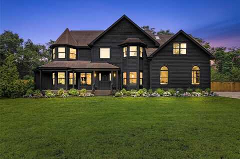 334 Noyack Road, Southampton, NY 11968