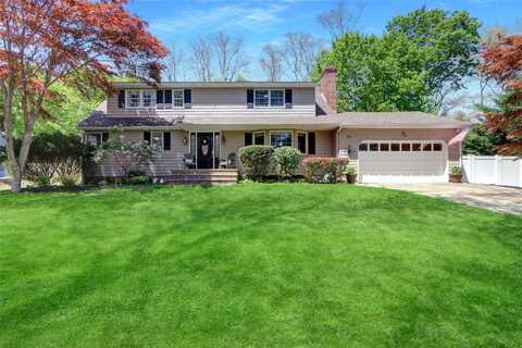 24 Highland Down, Shoreham, NY 11786