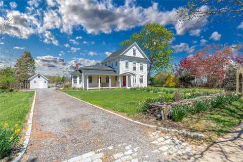 24275 Main Road, Orient, NY 11957