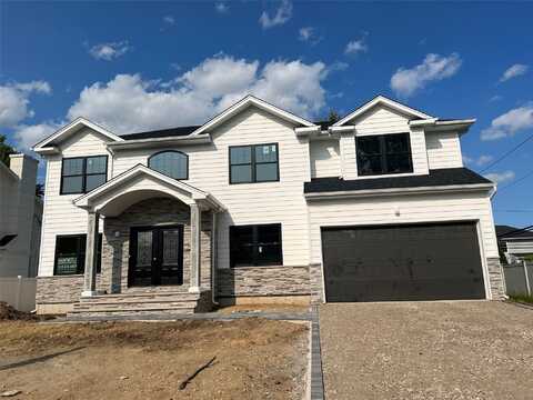 8 Madison Avenue, Jericho, NY 11753