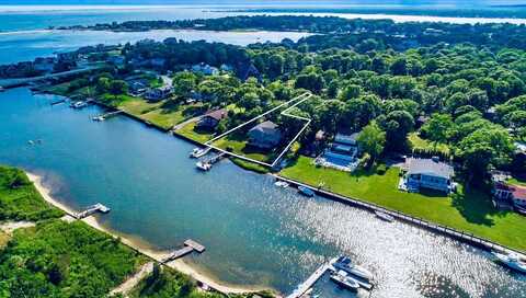 23 Nautilus Drive, Hampton Bays, NY 11946